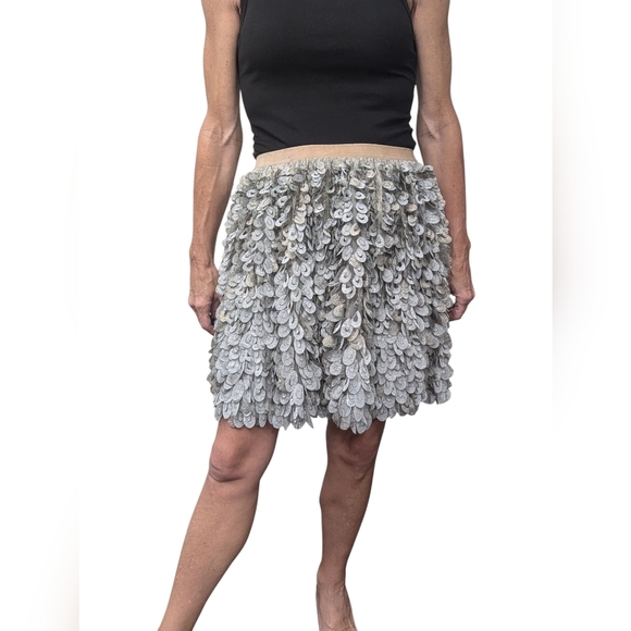 Geisha Designs Silver Sequin Feathered Mini Skirt Party Cocktail Holiday S - Picture 1 of 9